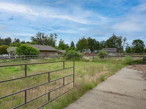 6474 Somenos Rd, Duncan, BC 