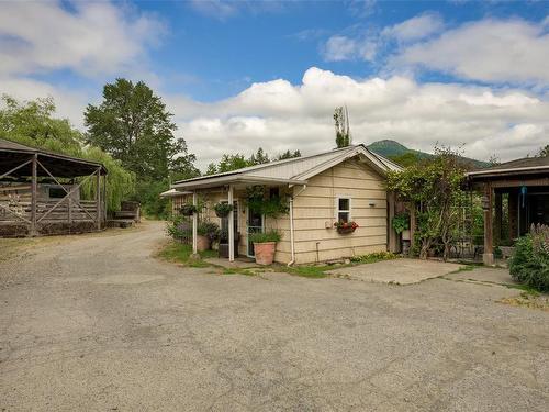 6474 Somenos Rd, Duncan, BC 