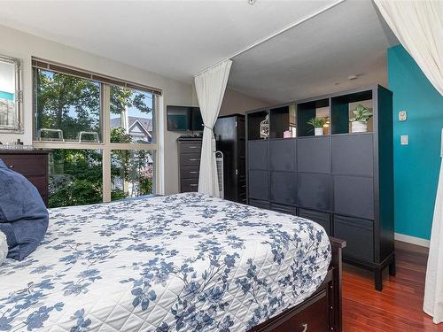 320-555 Franklyn St, Nanaimo, BC - Indoor Photo Showing Bedroom