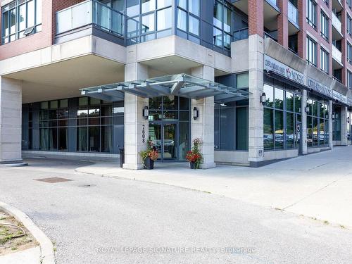 #531-7608 Yonge St, Vaughan, ON - Outdoor