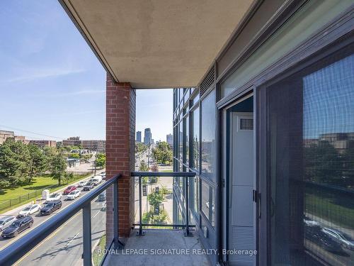 #531-7608 Yonge St, Vaughan, ON - Outdoor With Exterior