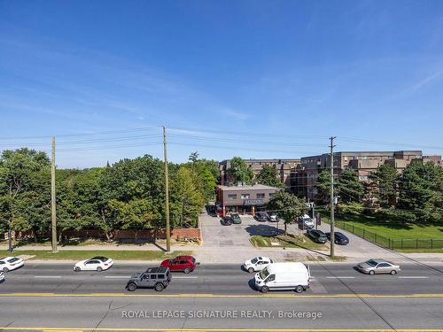 #531-7608 Yonge St, Vaughan, ON - Outdoor With View