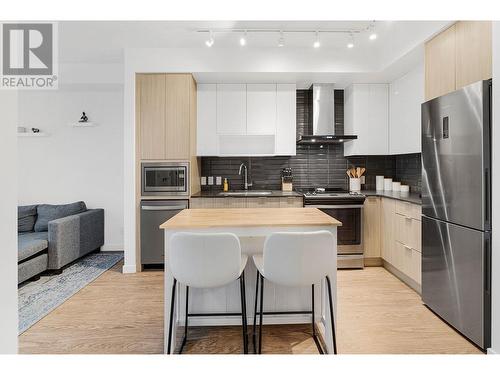 1770 Richter Street Unit# 208, Kelowna, BC - Indoor Photo Showing Kitchen With Stainless Steel Kitchen