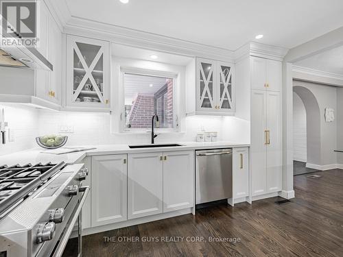 89 Alhart Drive, Toronto (Thistletown-Beaumonde Heights), ON - Indoor Photo Showing Kitchen With Upgraded Kitchen