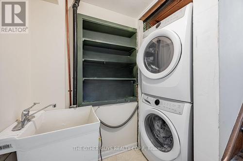 89 Alhart Drive, Toronto (Thistletown-Beaumonde Heights), ON - Indoor Photo Showing Laundry Room