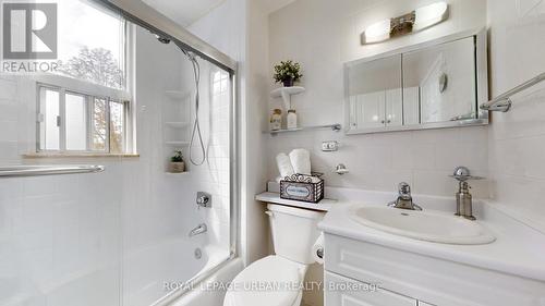 358 Monarch Park Avenue, Toronto (Danforth Village-East York), ON - Indoor Photo Showing Bathroom