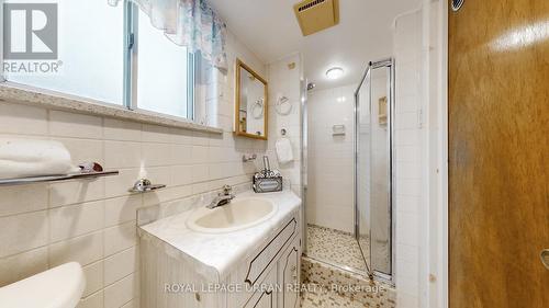 358 Monarch Park Avenue, Toronto (Danforth Village-East York), ON - Indoor Photo Showing Bathroom