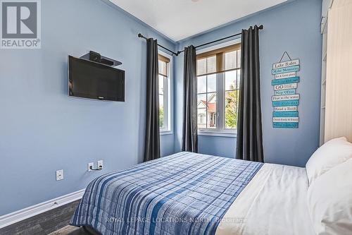 44 Starboard Circle, Wasaga Beach, ON - Indoor Photo Showing Bedroom