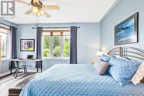 44 Starboard Circle, Wasaga Beach, ON - Indoor Photo Showing Bedroom