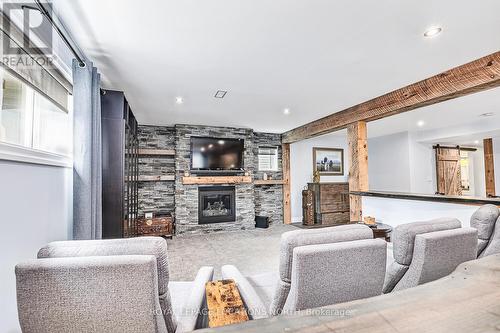 44 Starboard Circle, Wasaga Beach, ON - Indoor With Fireplace