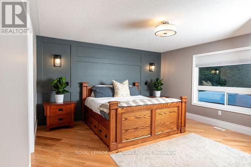 266 Spruce Street, Clearview (Stayner), ON - Indoor Photo Showing Bedroom