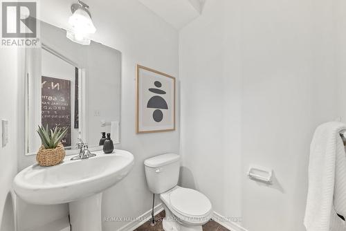 71 Westover Drive, Clarington (Bowmanville), ON - Indoor Photo Showing Bathroom