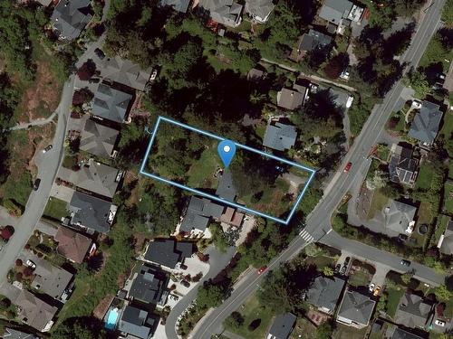 3904 Wilkinson Rd, Saanich, BC 