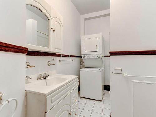 Salle de bains - 6299  - 6301 Rue Mazarin, Montréal (Le Sud-Ouest), QC - Indoor Photo Showing Laundry Room