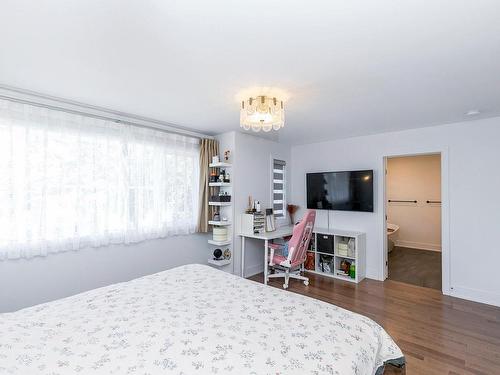 Dining room - 5353  - 5355 Rue Domville, Longueuil (Saint-Hubert), QC - Indoor Photo Showing Bedroom