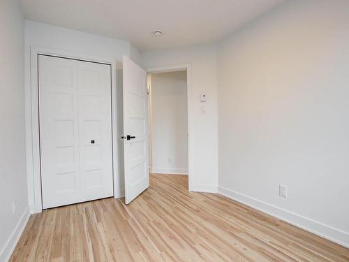 Bedroom - 104-10 Rue Marie-Rose, Salaberry-De-Valleyfield, QC - Indoor Photo Showing Other Room