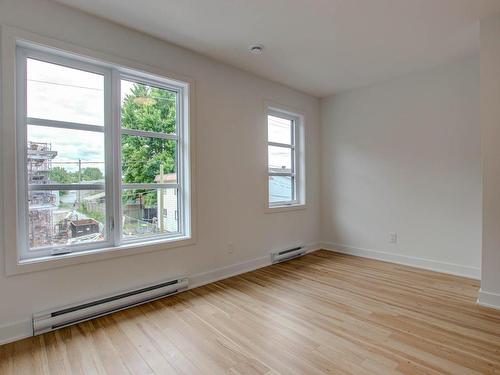 Bedroom - 103-10 Rue Marie-Rose, Salaberry-De-Valleyfield, QC - Indoor Photo Showing Other Room