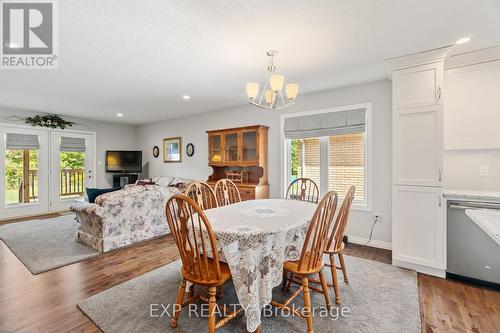 295 Station Street, North Middlesex (Parkhill), ON - Indoor Photo Showing Dining Room