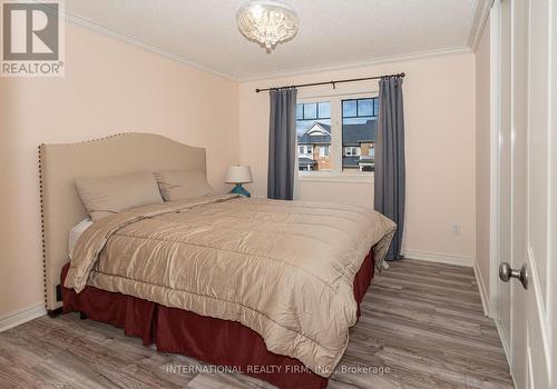 20 Fallis Crescent, Caledon, ON - Indoor Photo Showing Bedroom