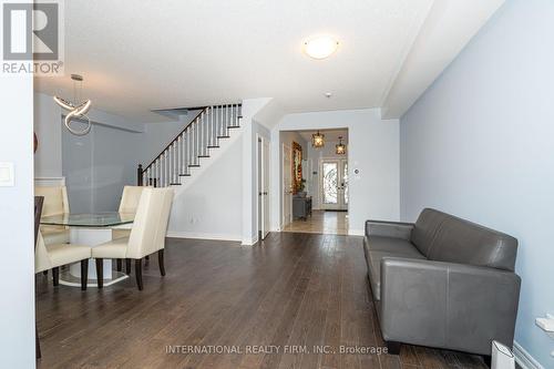 20 Fallis Crescent, Caledon, ON - Indoor Photo Showing Other Room