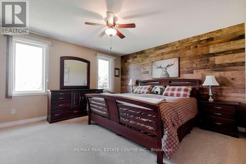 10 Simpson Street W, Mapleton (Alma), ON - Indoor Photo Showing Bedroom