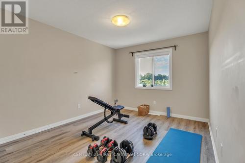 1424 Blackwell Boulevard, London, ON - Indoor Photo Showing Gym Room