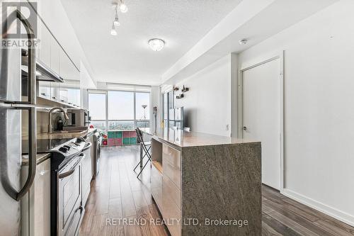 3010 - 33 Singer Court, Toronto (Bayview Village), ON - Indoor Photo Showing Kitchen