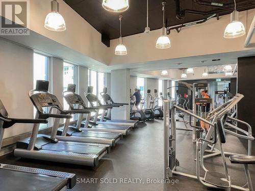 315 - 70 Queens Wharf Road, Toronto (Waterfront Communities), ON - Indoor Photo Showing Gym Room