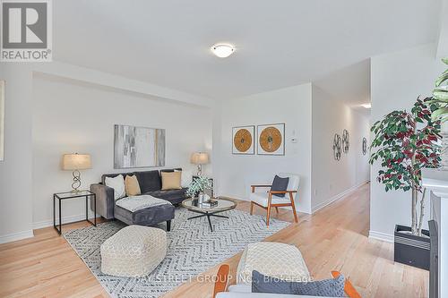 91 Bayardo Drive, Oshawa (Windfields), ON - Indoor Photo Showing Living Room