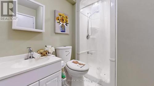 82 - 1209 Queen Street E, Toronto (South Riverdale), ON - Indoor Photo Showing Bathroom