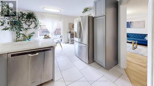 290 Marble Place, Newmarket (Woodland Hill), ON - Indoor