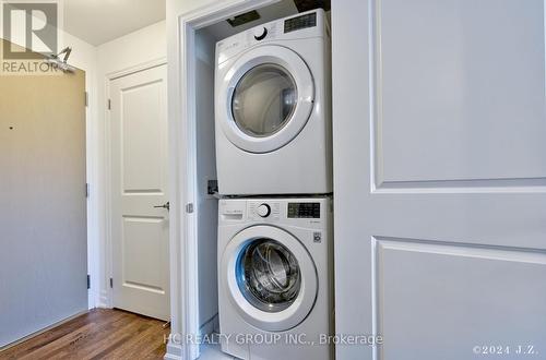 709A - 10 Rouge Valley Drive, Markham (Unionville), ON - Indoor Photo Showing Laundry Room