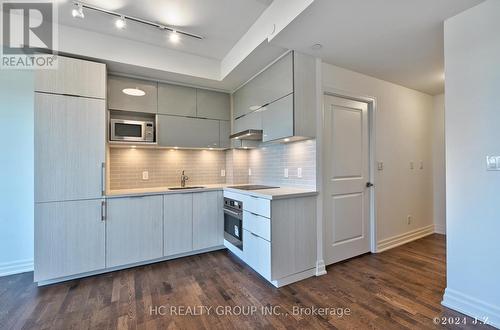 709A - 10 Rouge Valley Drive, Markham (Unionville), ON - Indoor Photo Showing Kitchen With Upgraded Kitchen