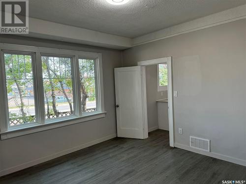 101 28Th Street W, Saskatoon, SK - Indoor Photo Showing Other Room