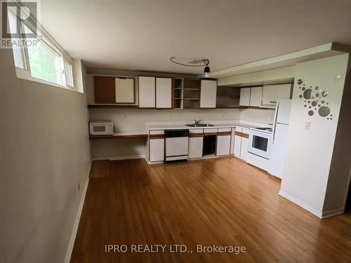 507 Trudale Court, Oakville, ON - Indoor Photo Showing Kitchen