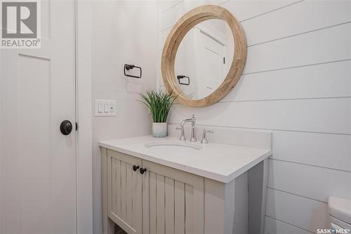 1309 15Th Street E, Saskatoon, SK - Indoor Photo Showing Bathroom