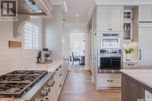 1309 15Th Street E, Saskatoon, SK - Indoor Photo Showing Kitchen With Upgraded Kitchen