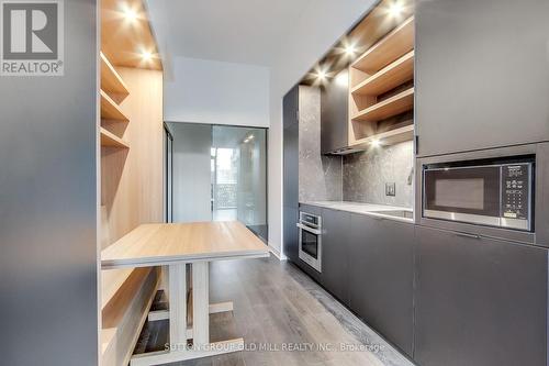 1004 - 55 Charles Street E, Toronto, ON - Indoor Photo Showing Kitchen