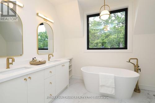 23 Cavell Avenue, Toronto (North Riverdale), ON - Indoor Photo Showing Bathroom