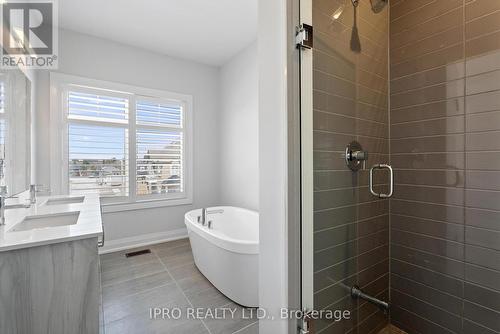 91 Seguin Street, Richmond Hill (Oak Ridges), ON - Indoor Photo Showing Bathroom