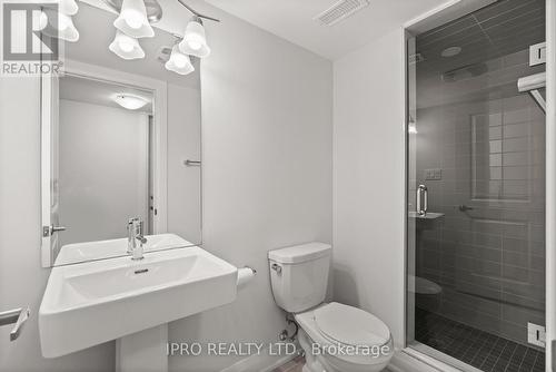 91 Seguin Street, Richmond Hill (Oak Ridges), ON - Indoor Photo Showing Bathroom