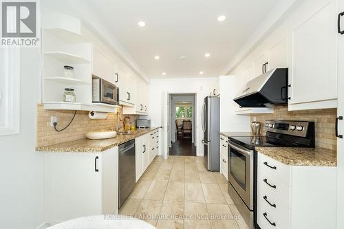 611 Cummer Avenue, Toronto (Bayview Woods-Steeles), ON - Indoor Photo Showing Kitchen With Upgraded Kitchen