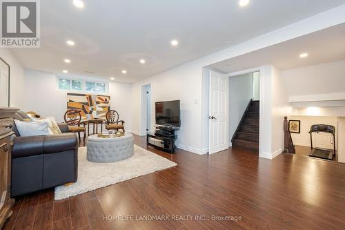 611 Cummer Avenue, Toronto (Bayview Woods-Steeles), ON - Indoor Photo Showing Living Room