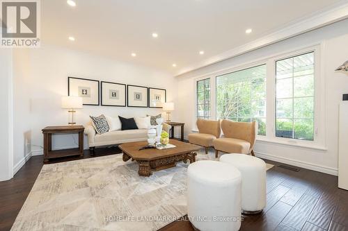 611 Cummer Avenue, Toronto (Bayview Woods-Steeles), ON - Indoor Photo Showing Living Room