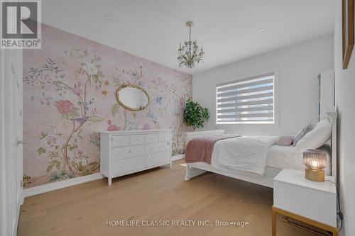 858 Danforth Rd, Toronto (Kennedy Park), ON - Indoor Photo Showing Bedroom