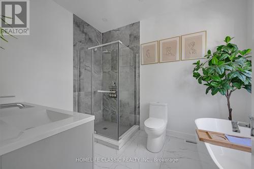 858 Danforth Rd, Toronto (Kennedy Park), ON - Indoor Photo Showing Bathroom