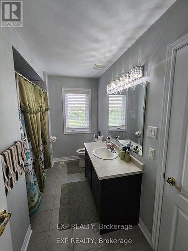 72 Headwater Crescent, Richmond Hill (Oak Ridges), ON - Indoor Photo Showing Bathroom