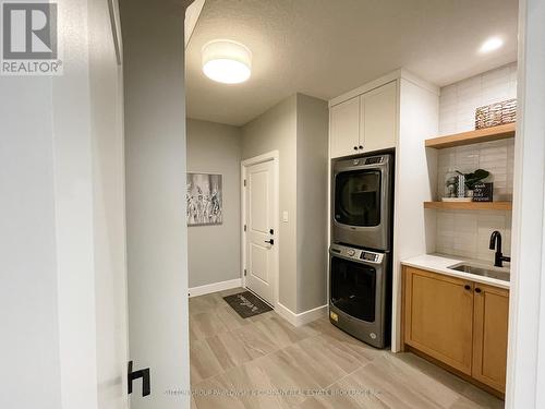 56 Allister Drive, Middlesex Centre (Kilworth), ON - Indoor Photo Showing Kitchen