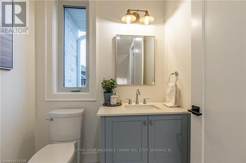 52 Allister Drive, Middlesex Centre (Kilworth), ON - Indoor Photo Showing Bathroom