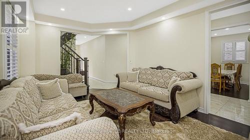 57 Hanbury Crescent, Brampton, ON - Indoor Photo Showing Living Room